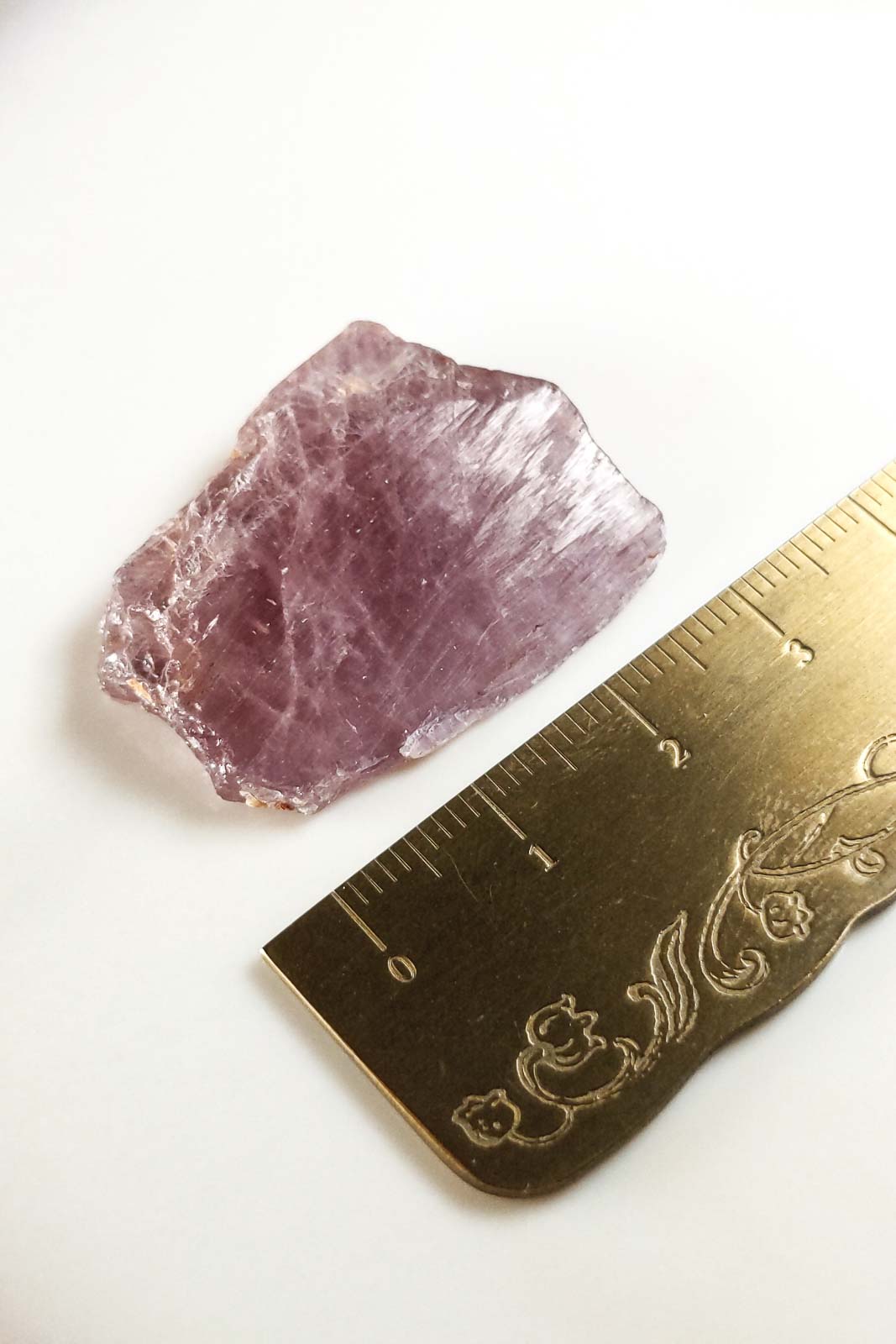 ダイアスポア クリスタル 原石