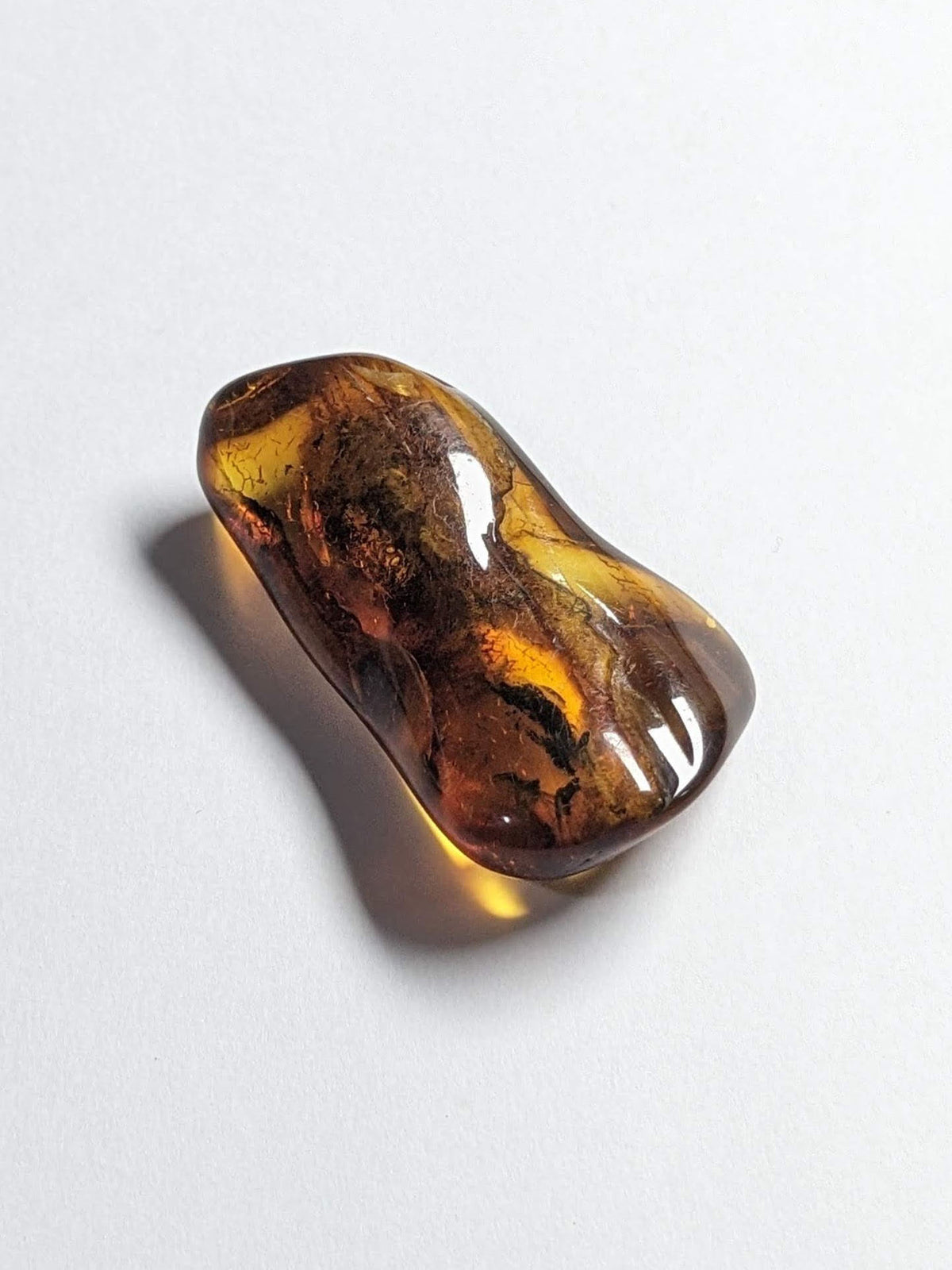 Baltic Amber Polished 37mm 4g