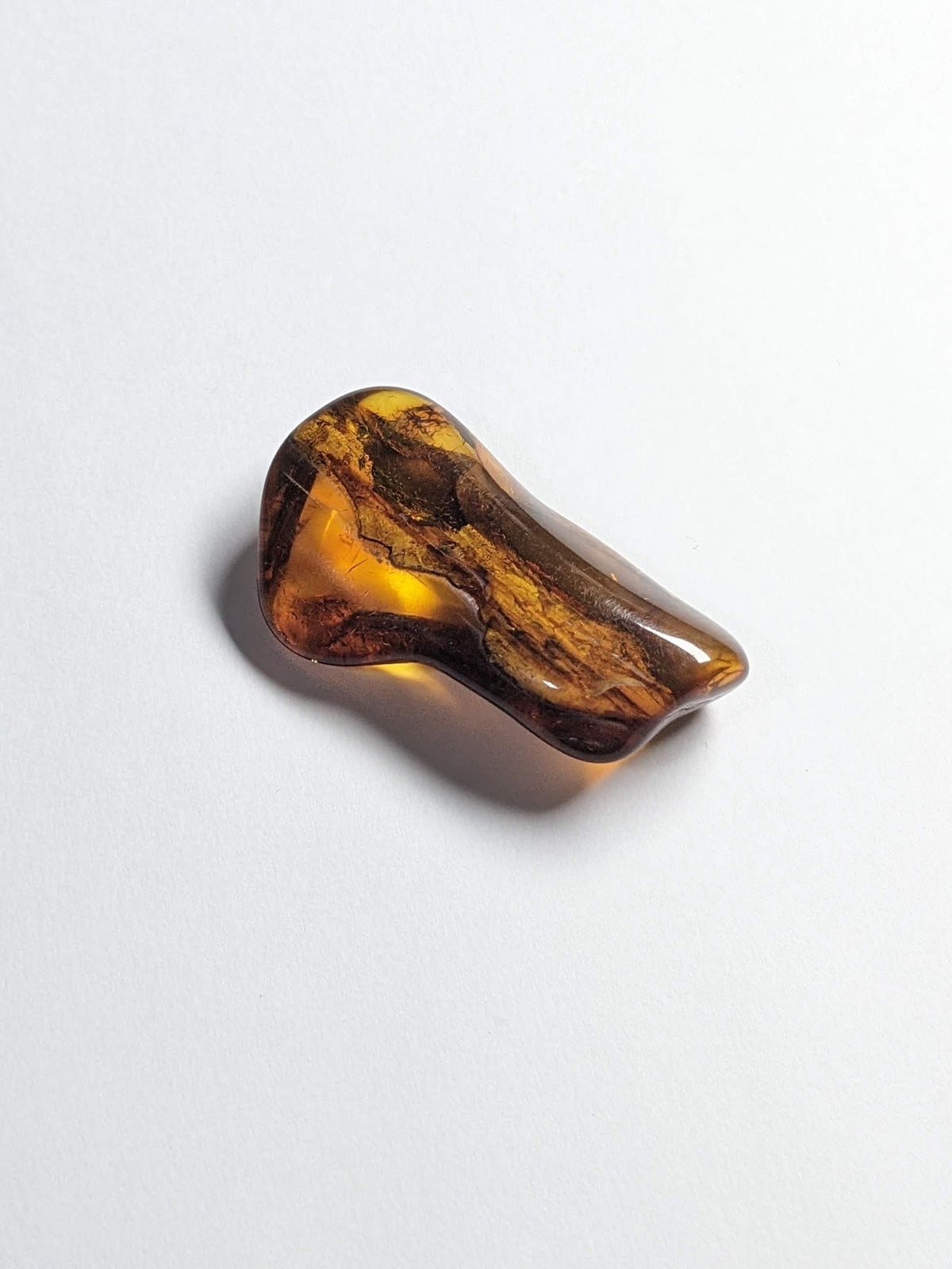 Baltic Amber Polished 37mm 4g