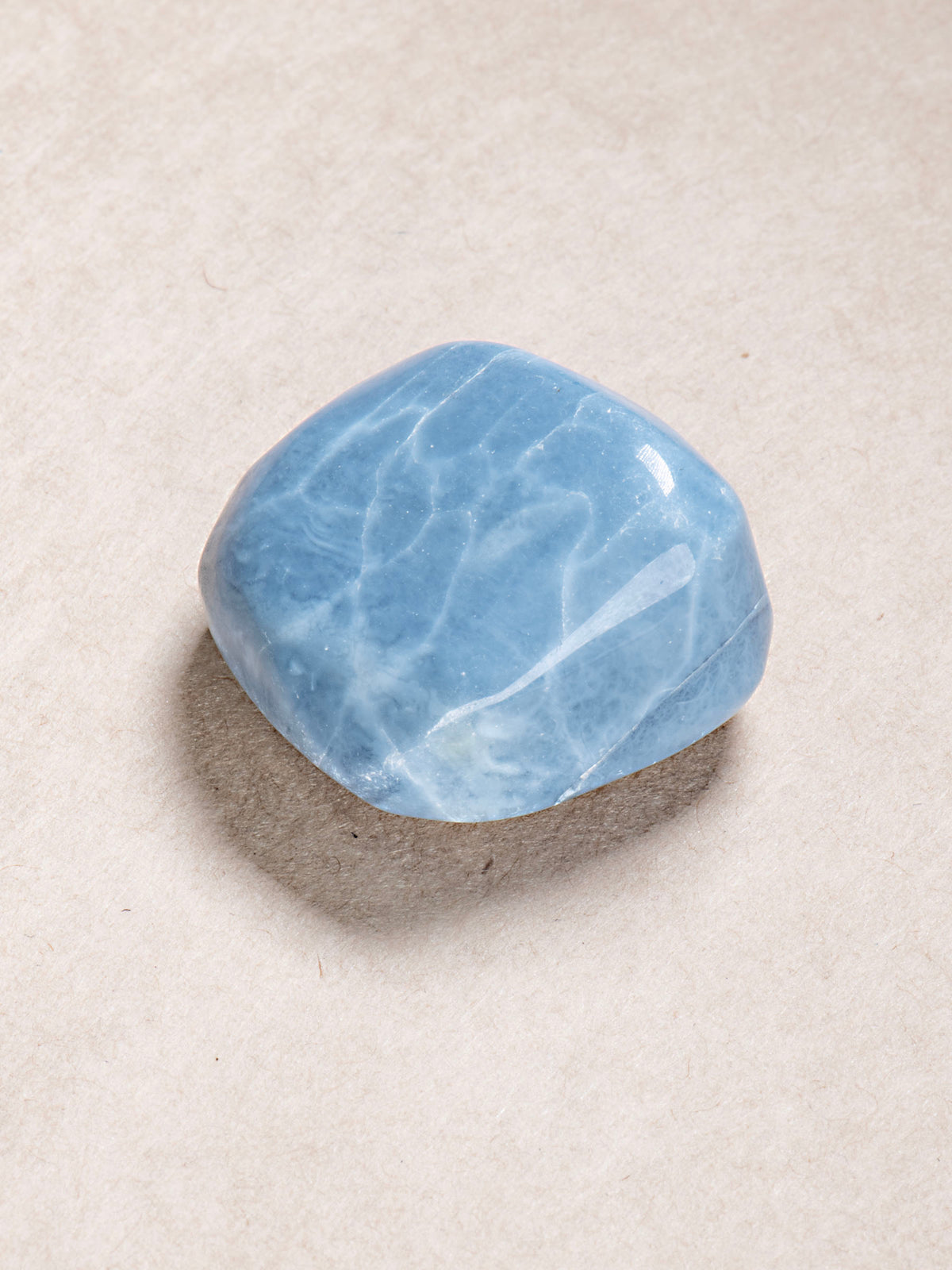 Ripple-Pattern Owyhee Blue Opal Pebble 31mm 20g