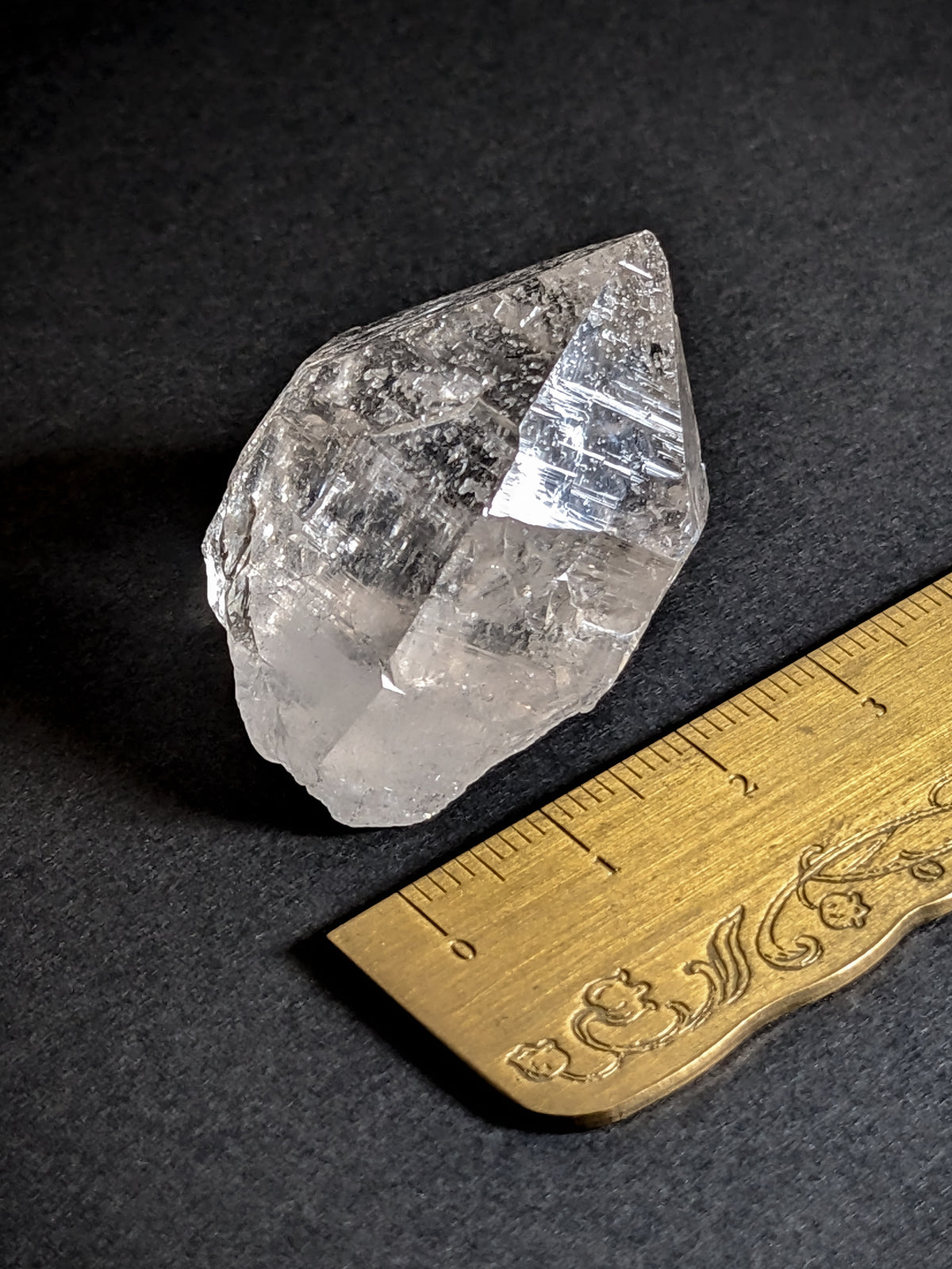 Raw Quartz Crystal - Skardu 36mm 29g