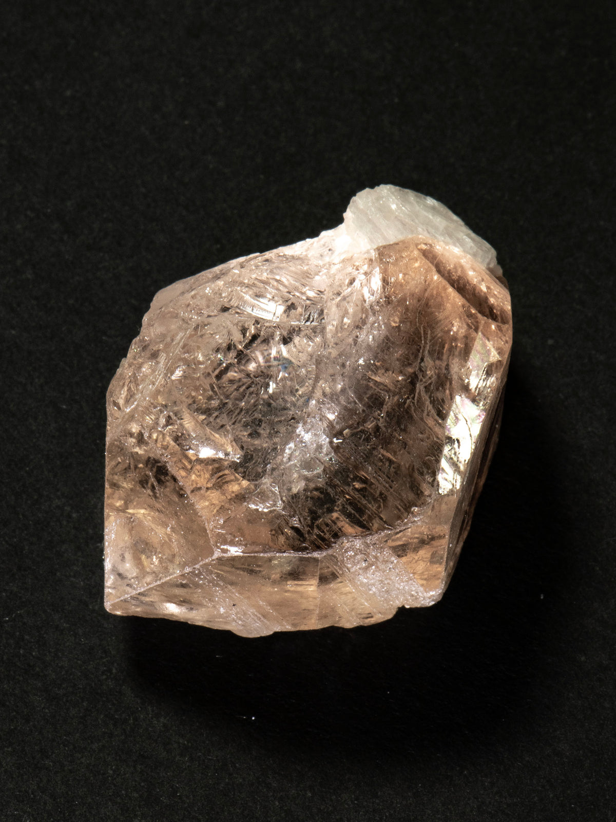 Skardu Champagne Topaz Crystal 28mm 16g