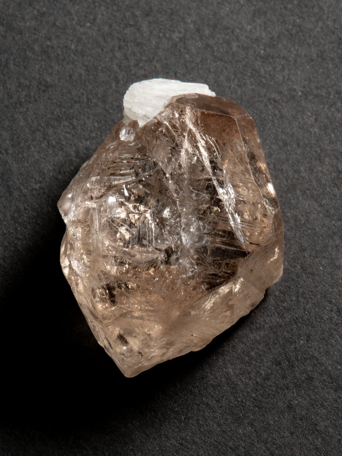 Skardu Champagne Topaz Crystal 28mm 16g