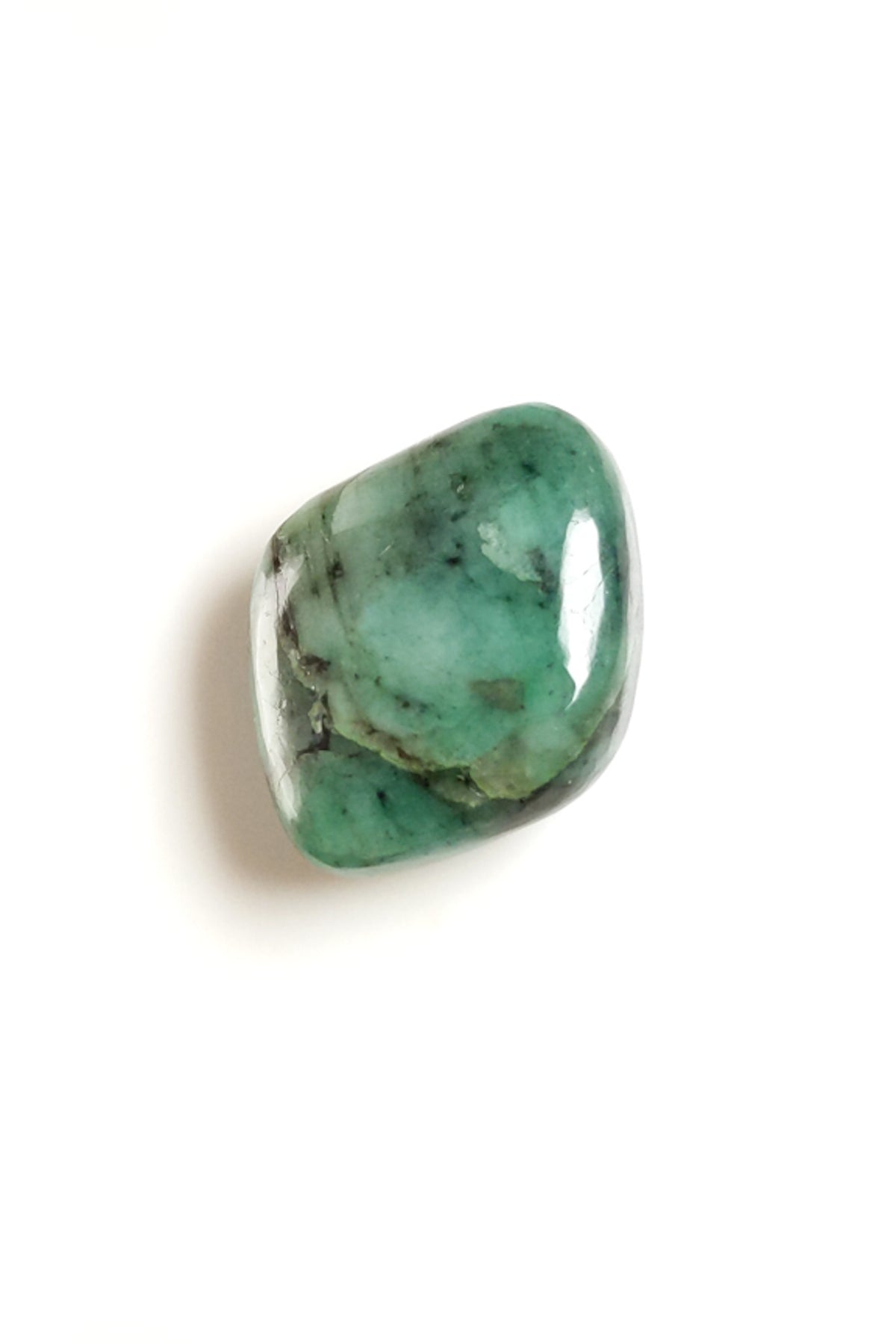 Brazilian Emerald Polished Pebble 24mm 6.7g