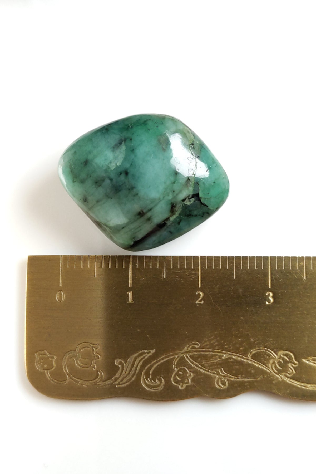 Brazilian Emerald Polished Pebble 24mm 6.7g