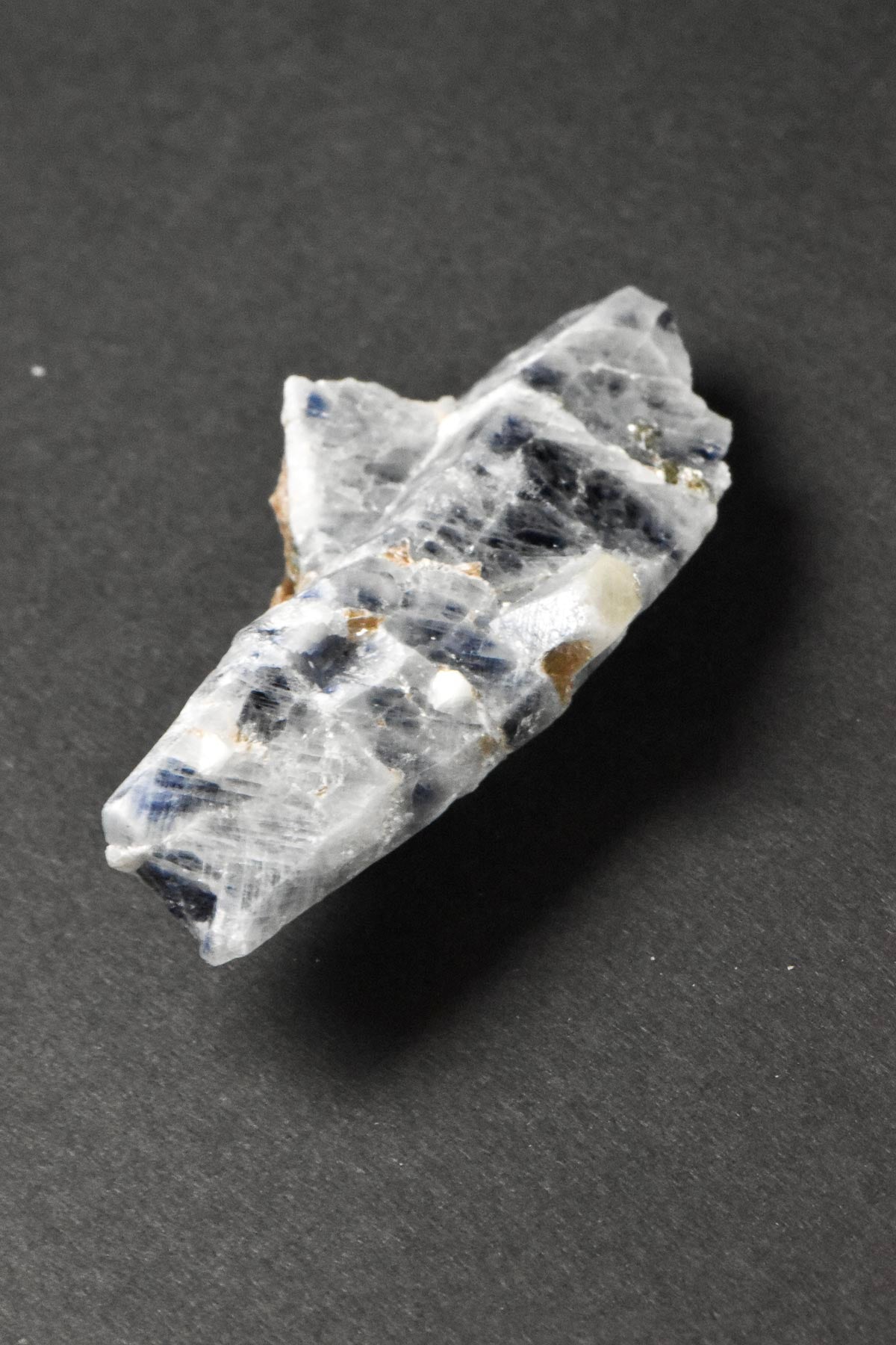 Rough Sapphire with Blue Flecks and Matrix 40mm 11g