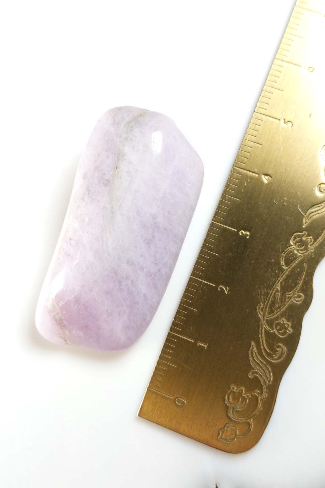 Pale Lilac Kunzite Polished Pebble 41mm 19.6g