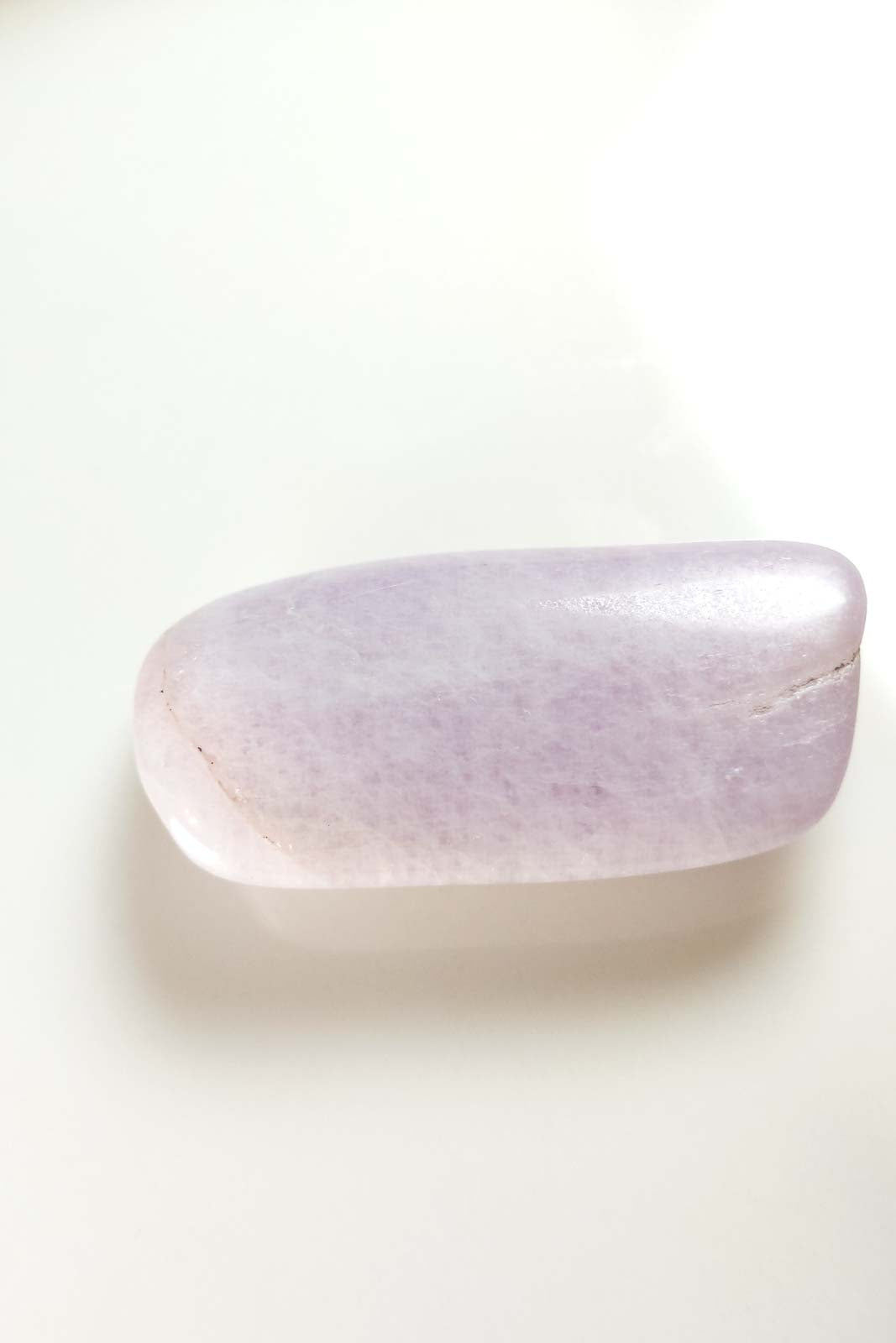 Pale Lilac Kunzite Polished Pebble 41mm 19.6g