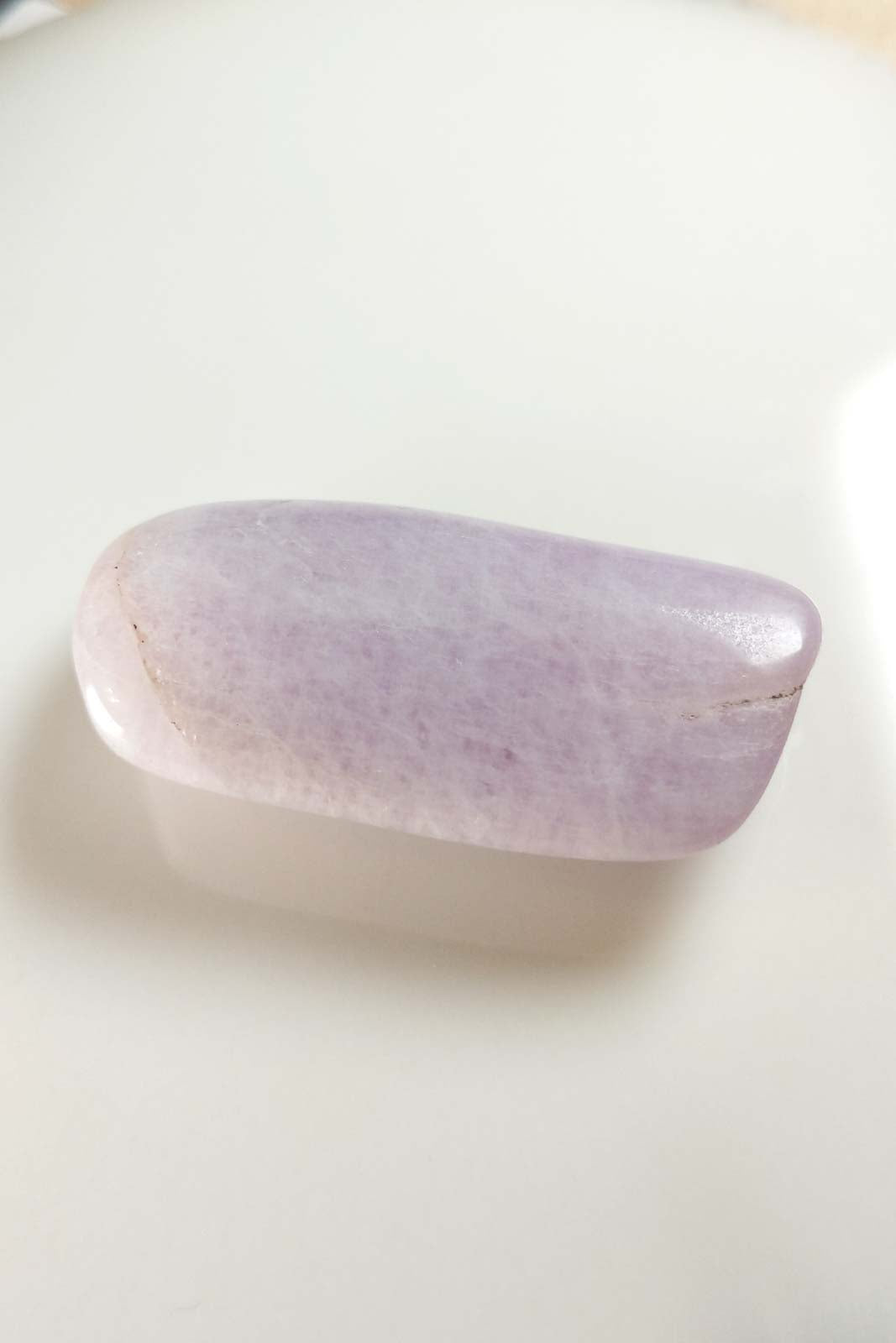 Pale Lilac Kunzite Polished Pebble 41mm 19.6g