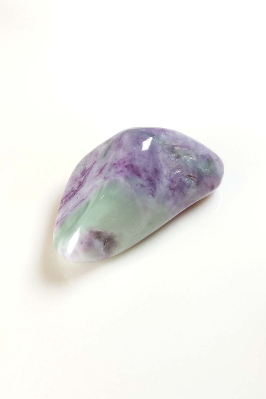 Kammererite Polished Pebble — Purple and Pale Green 27mm 6.94g