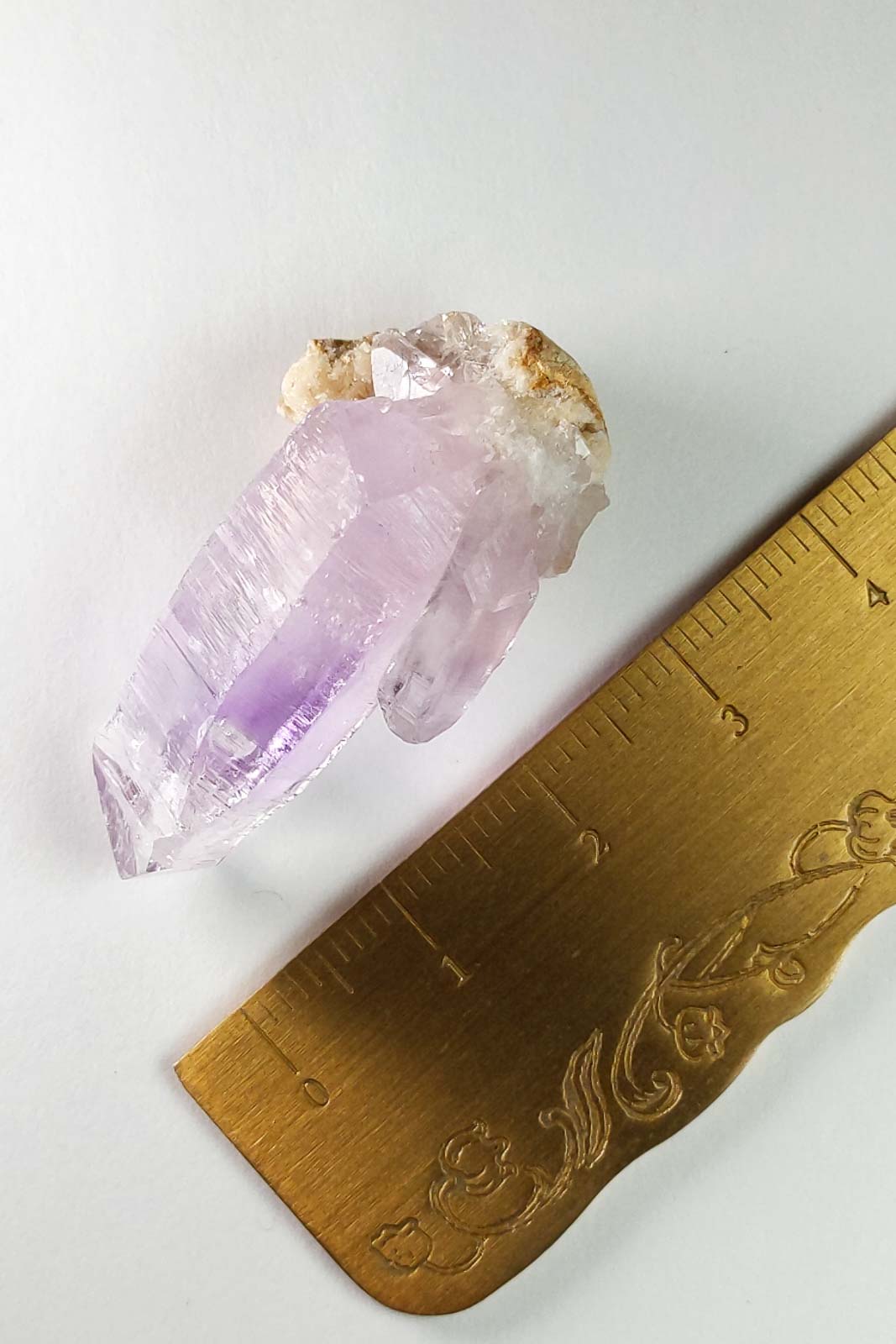 Veracruz Amethyst Crystal in Pale Violet 36mm 8.8g